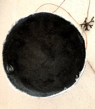 Load image into Gallery viewer, 'Wire Detail' Bowl