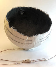 Load image into Gallery viewer, 'Wire Detail' Bowl