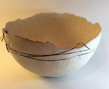 Load image into Gallery viewer, &#39;Paper String&#39; Bowl
